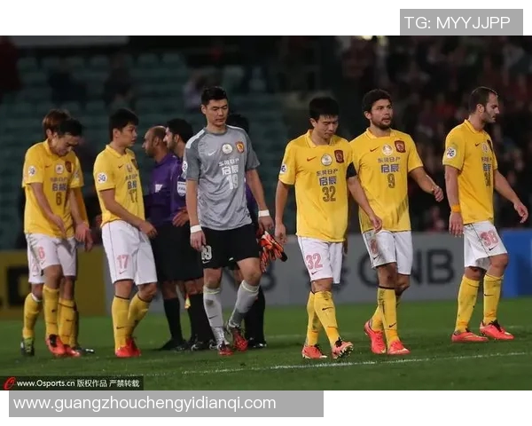 恒大对战西悉尼精彩赛事回顾及分析全景呈现