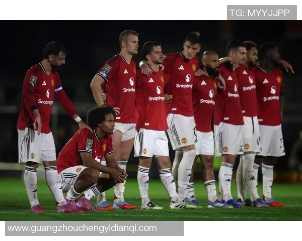 拜仁慕尼黑迎战西汉姆联全力争胜展现欧洲足球魅力与激情